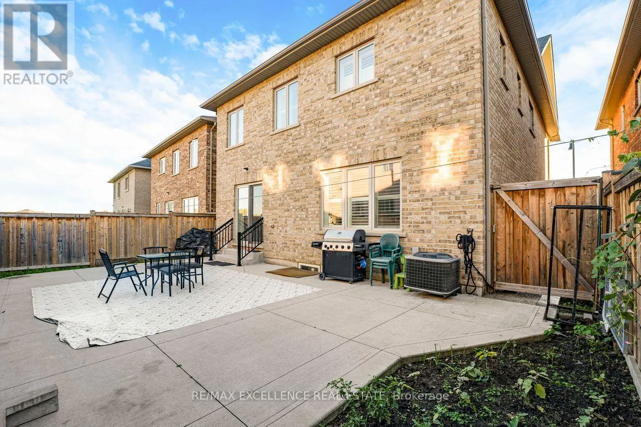 451 BRISDALE DRIVE