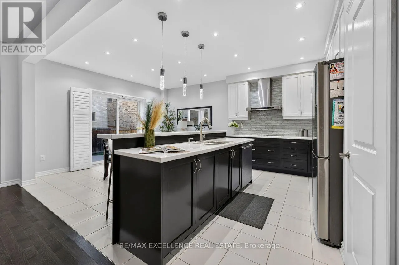 451 BRISDALE DRIVE