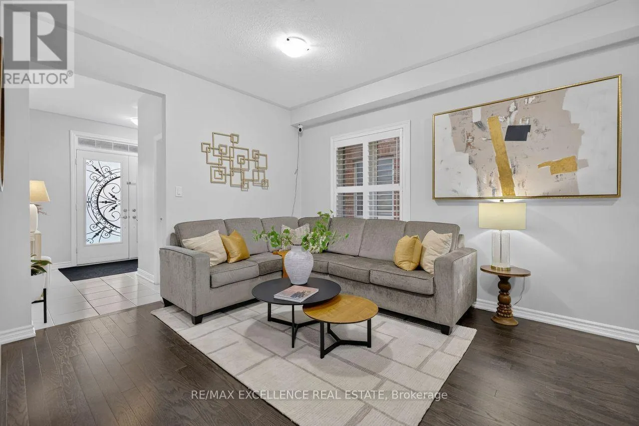 451 BRISDALE DRIVE