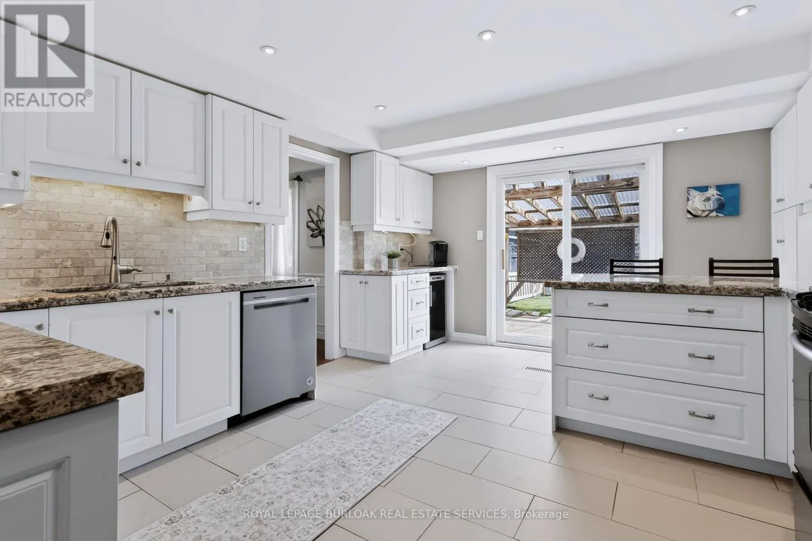 4248 DUNVEGAN ROAD