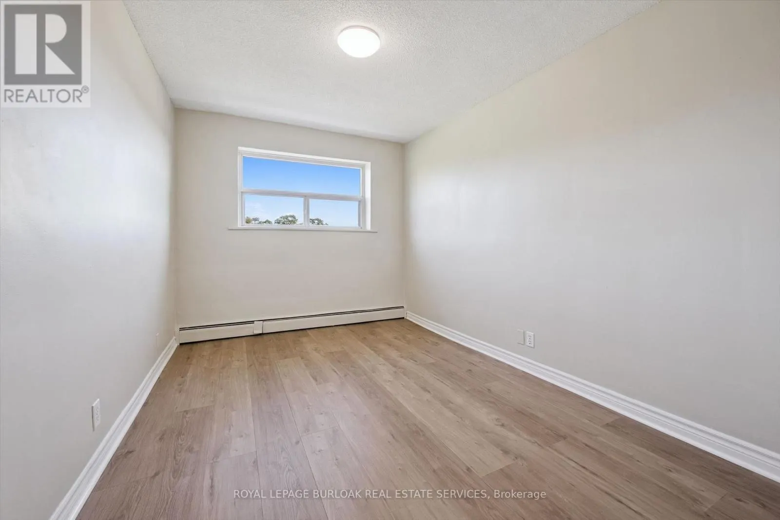 405 - 2411 NEW STREET