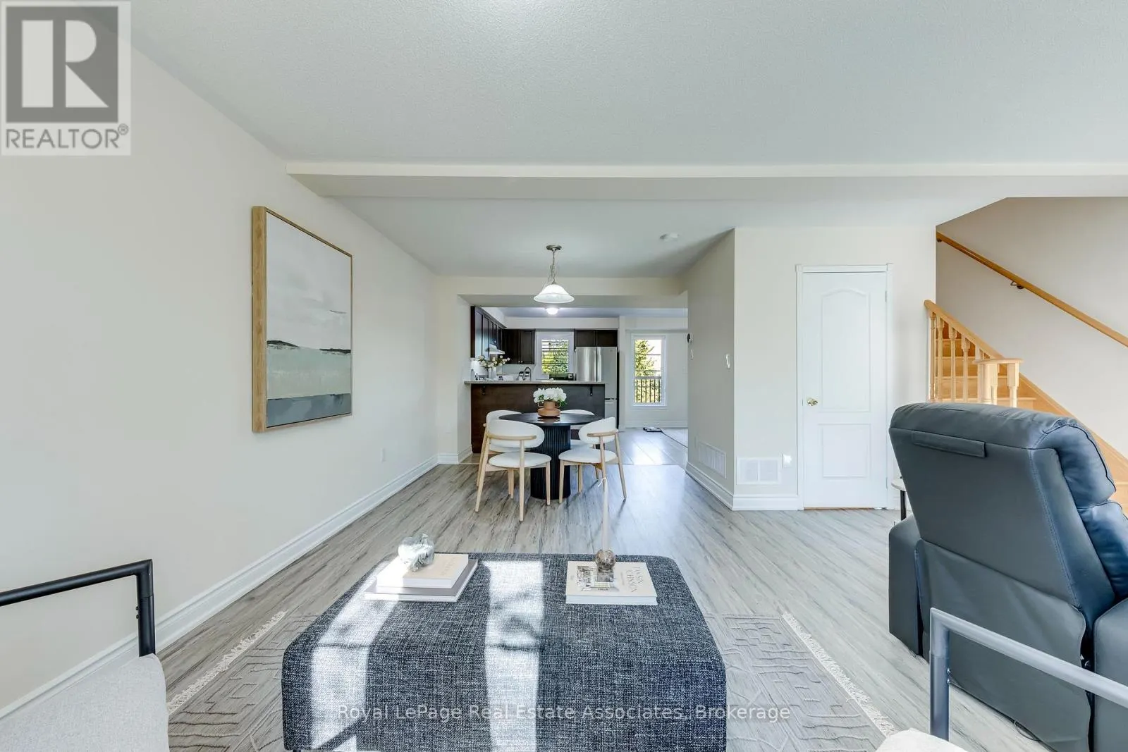 1 - 2375 TRUSCOTT DRIVE