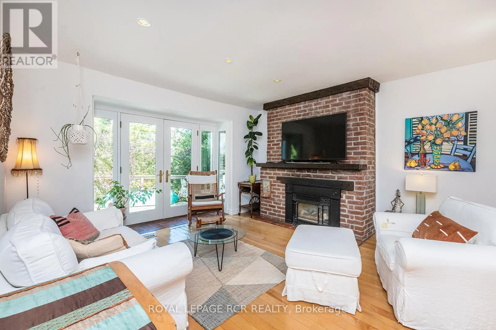 114 KENNEDY ROAD