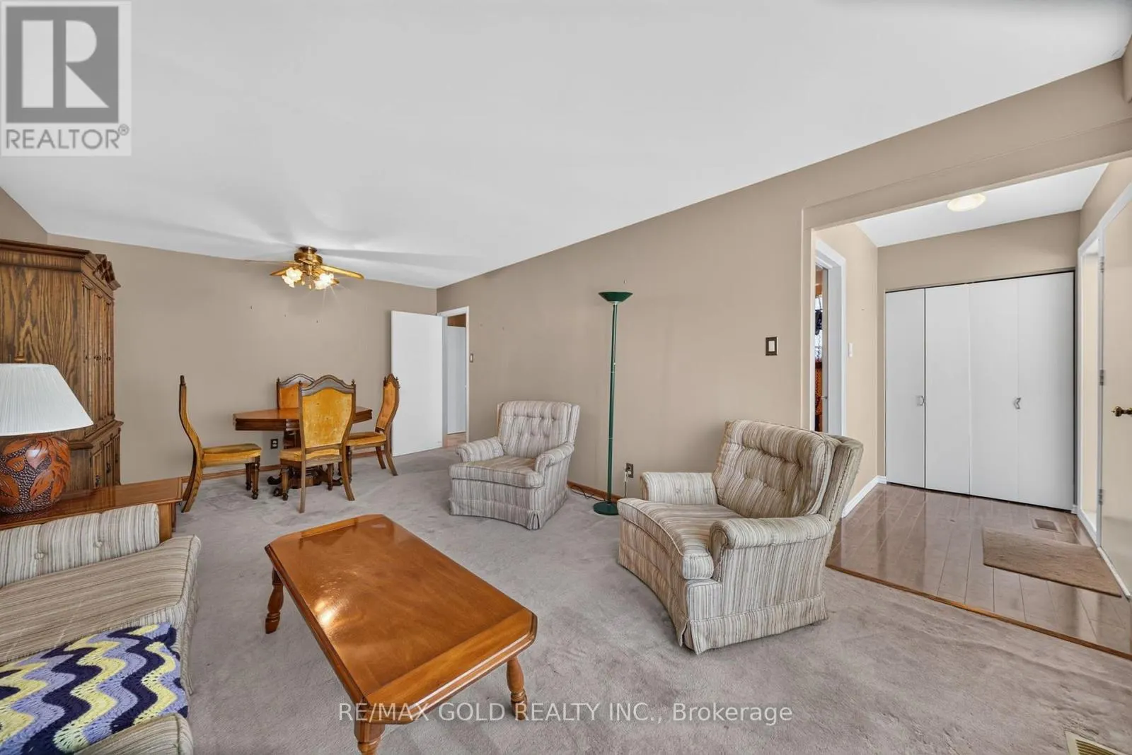 27 ALDERBURY CRESCENT