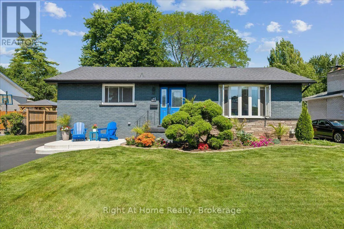 275 KENT CRESCENT