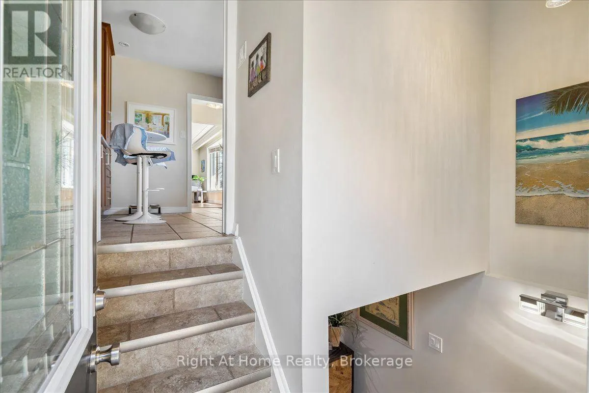 275 KENT CRESCENT