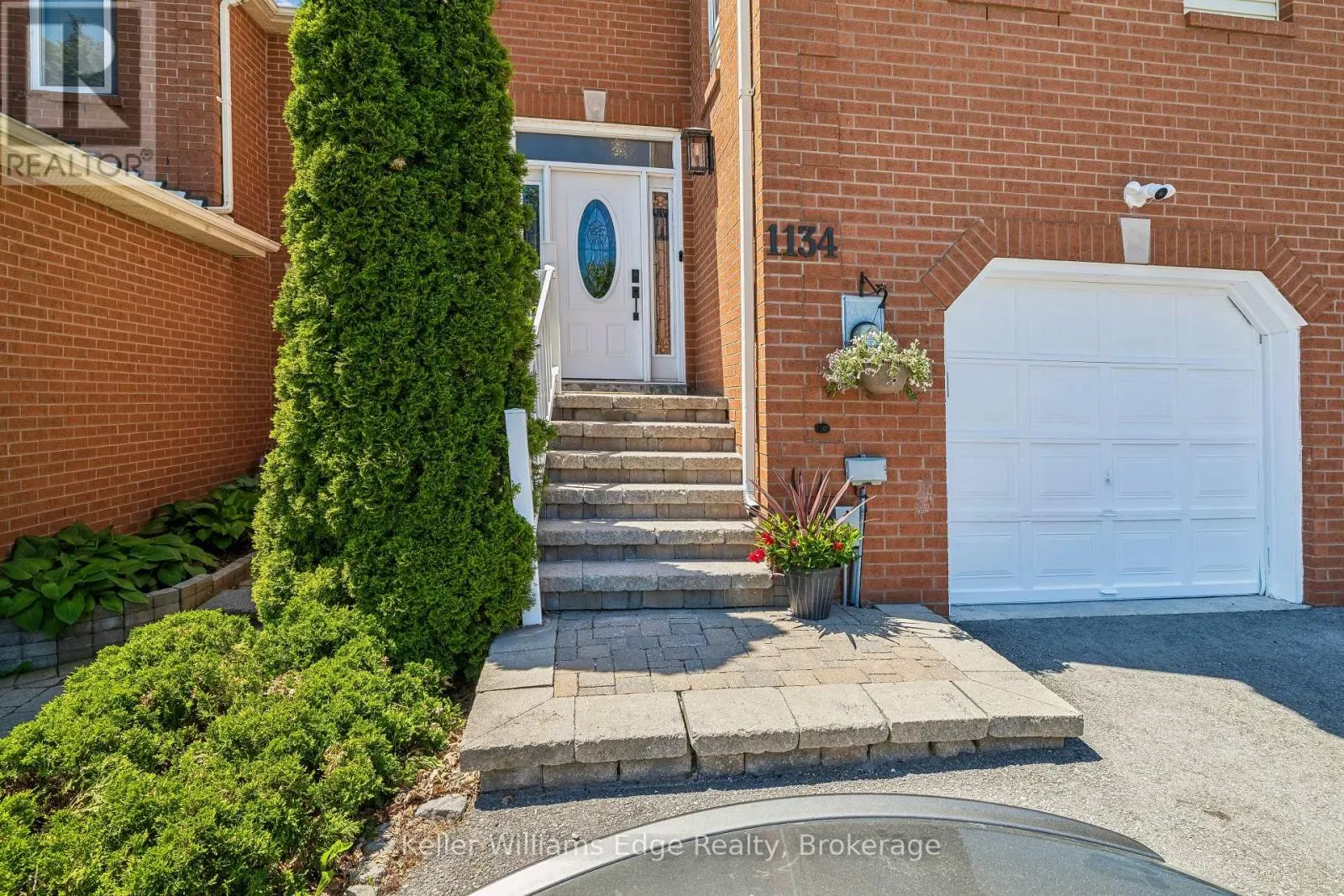 1134 LEEWOOD DRIVE