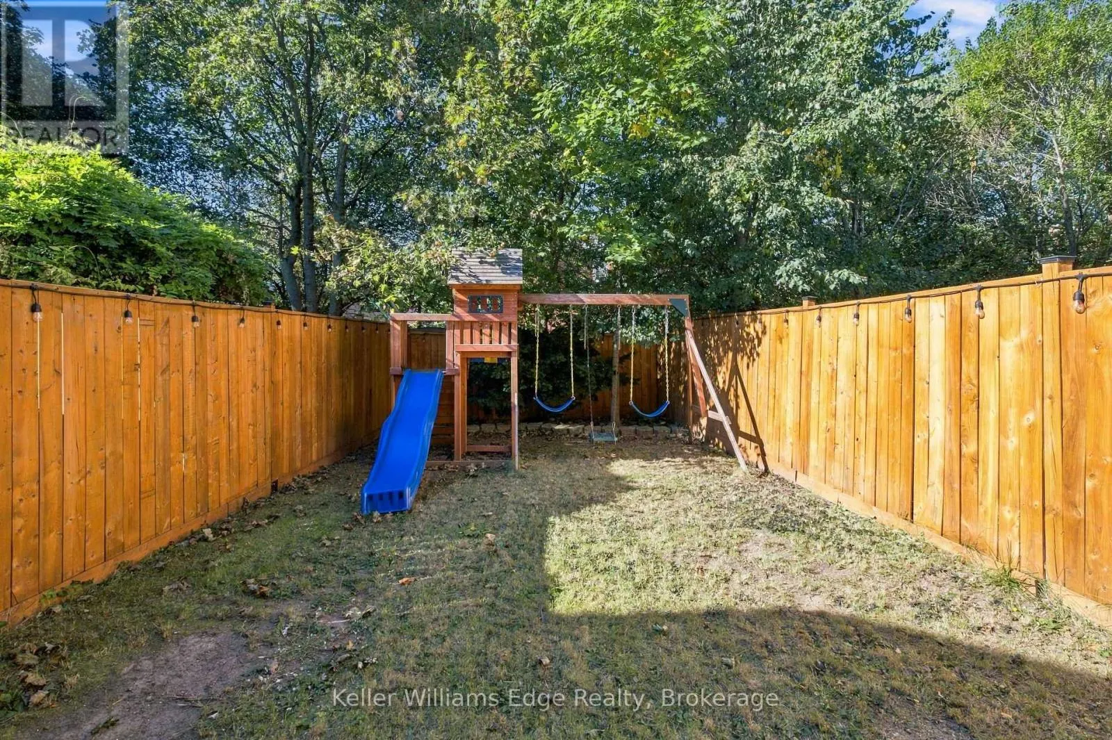 1134 LEEWOOD DRIVE