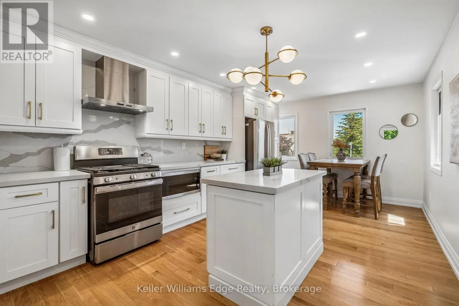 1134 LEEWOOD DRIVE