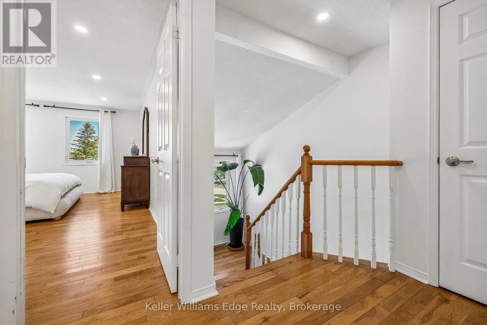 1134 LEEWOOD DRIVE