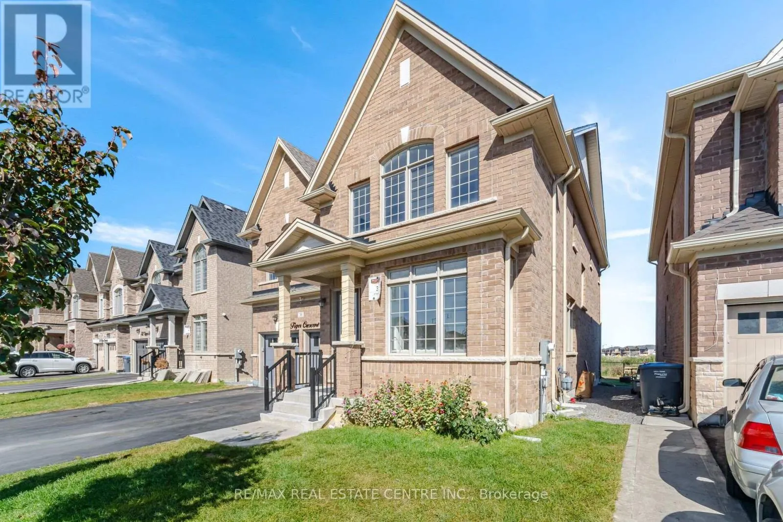 30 TIGER CRESCENT