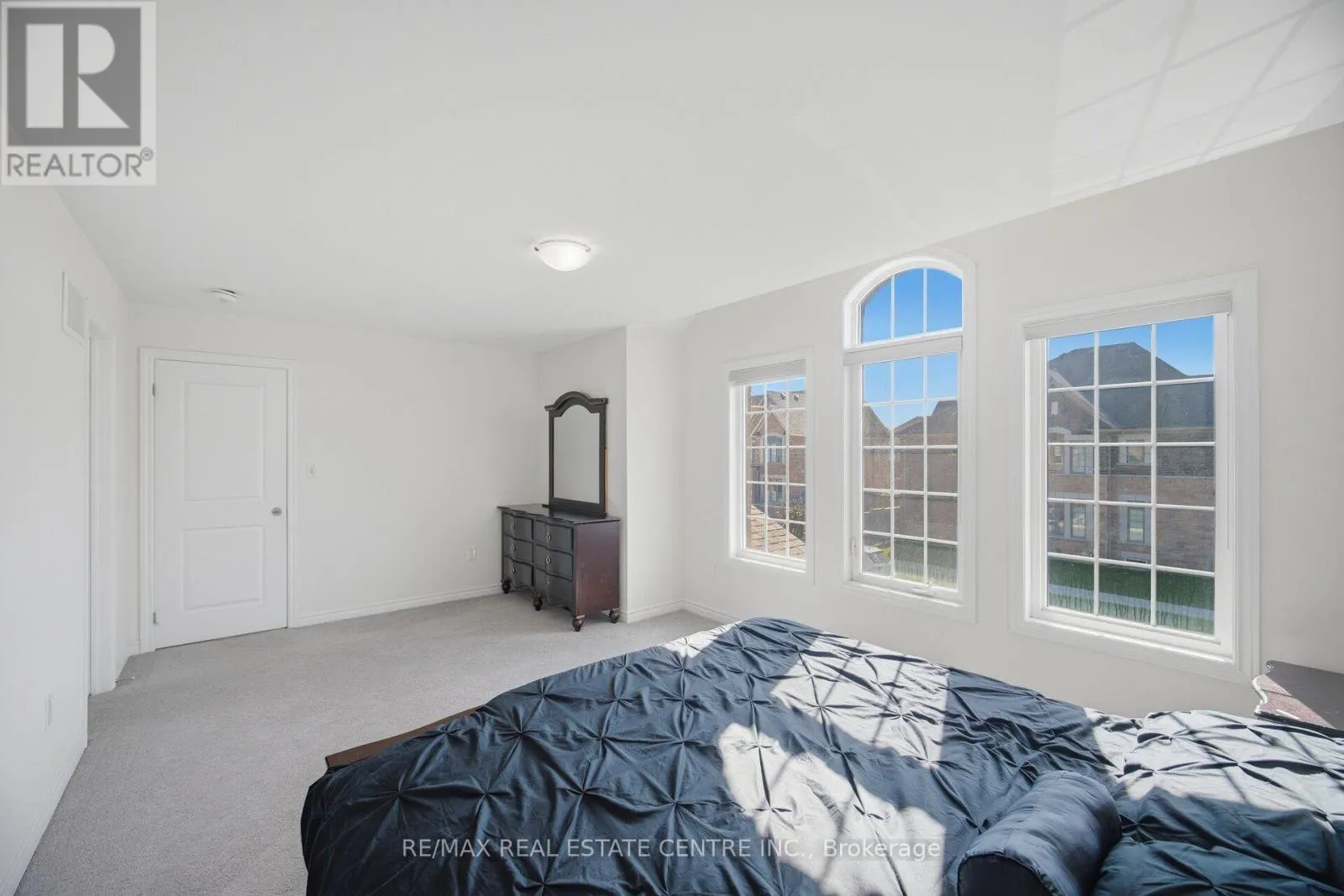 30 TIGER CRESCENT
