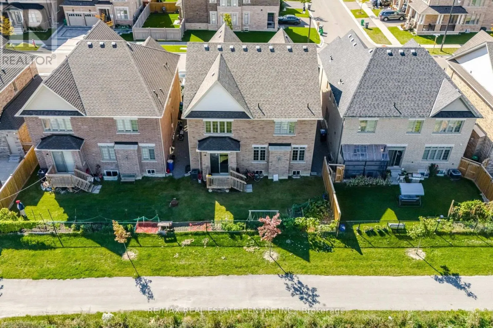 30 TIGER CRESCENT