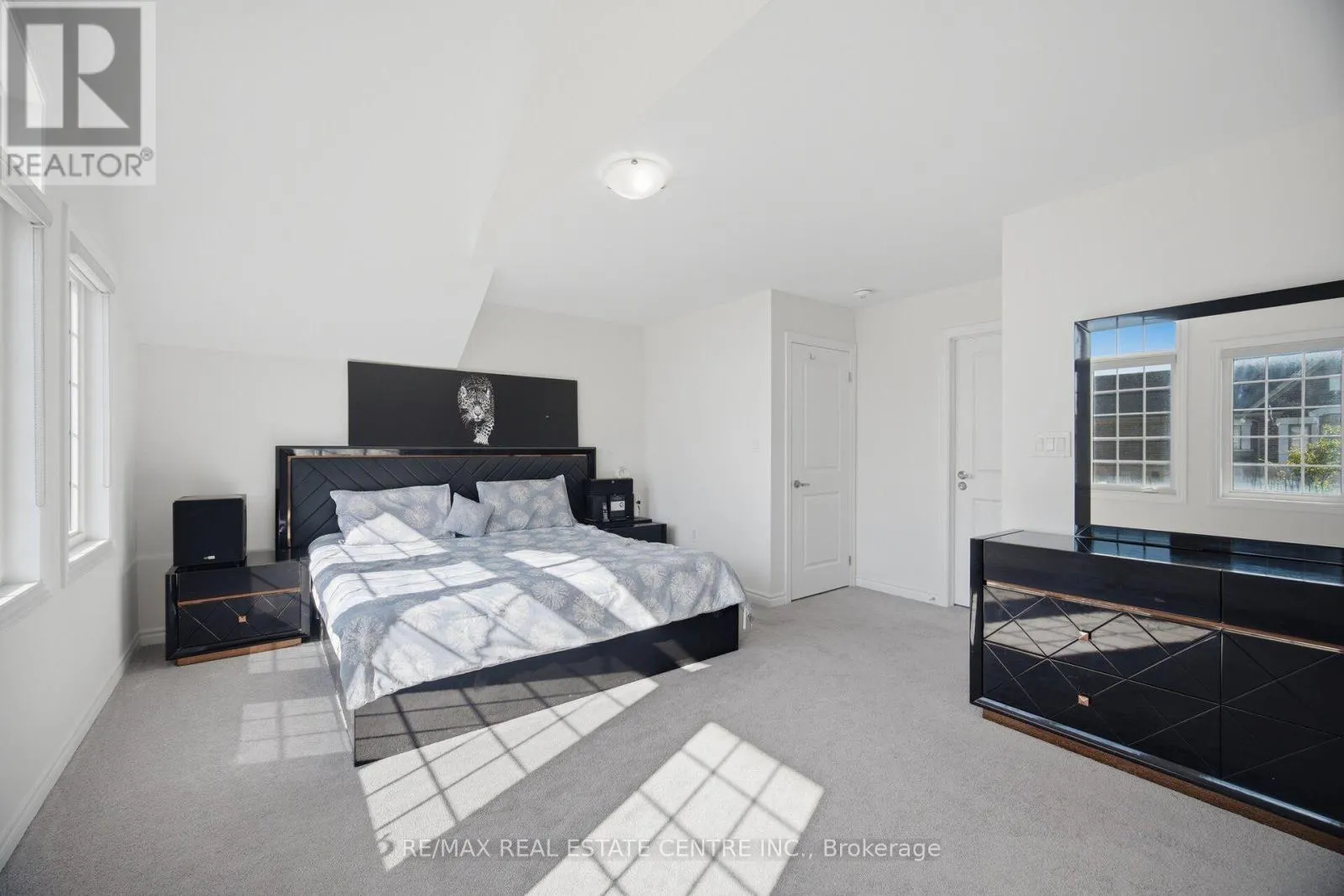 30 TIGER CRESCENT
