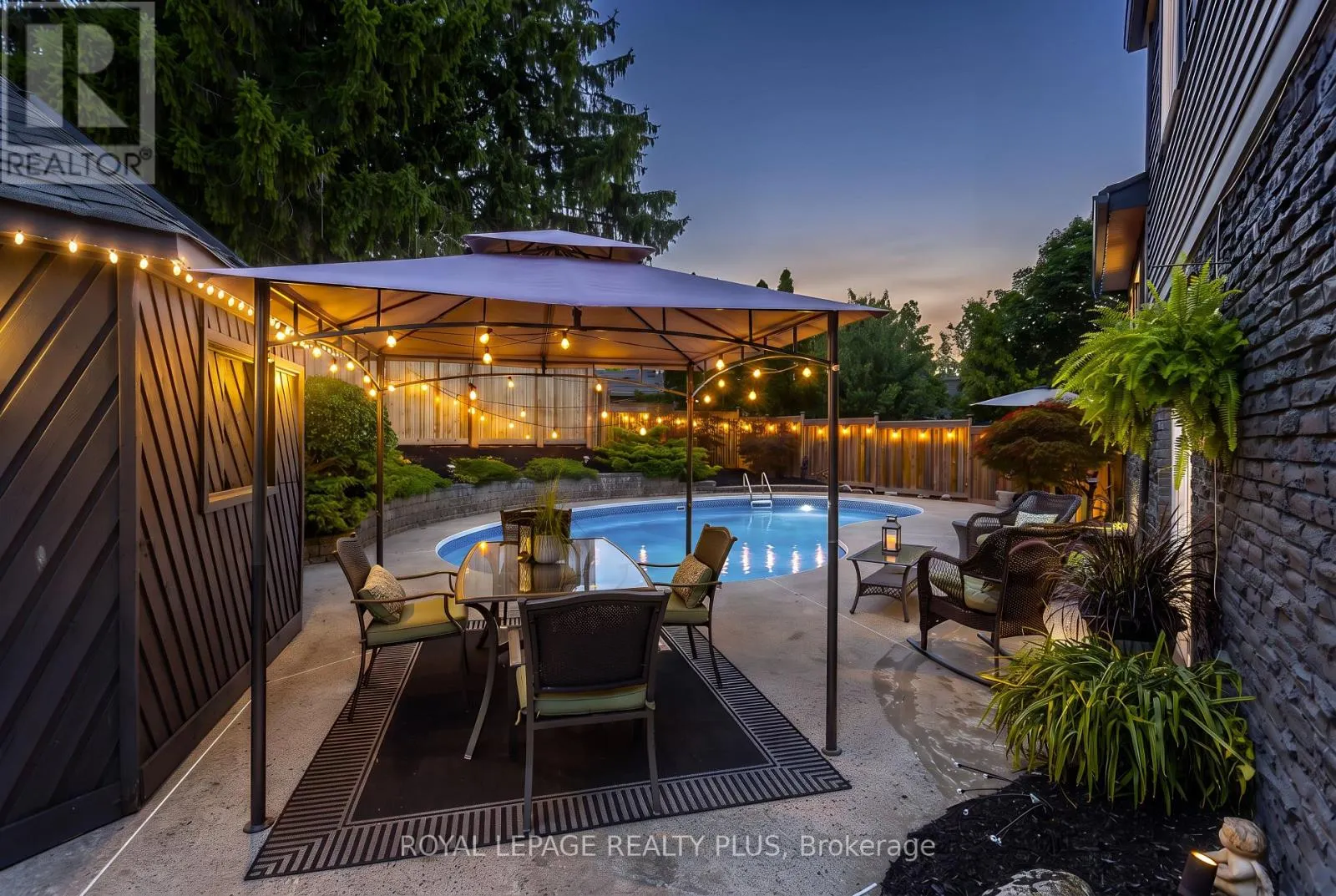 2985 DANCER COURT