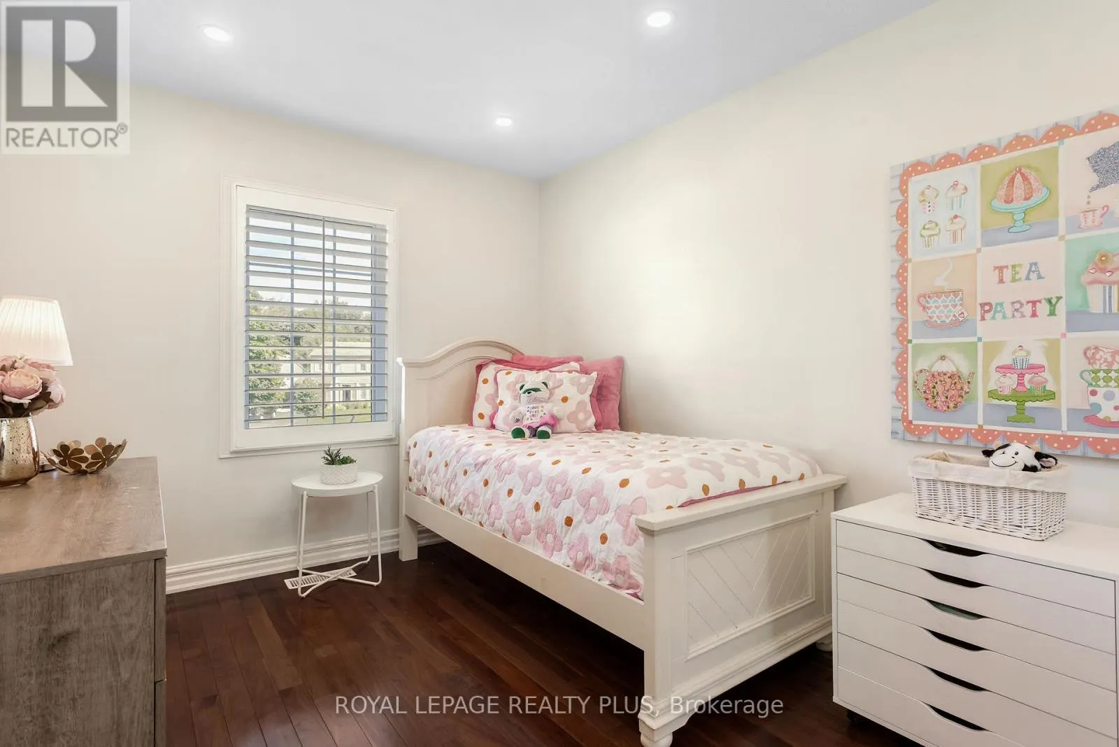 2985 DANCER COURT