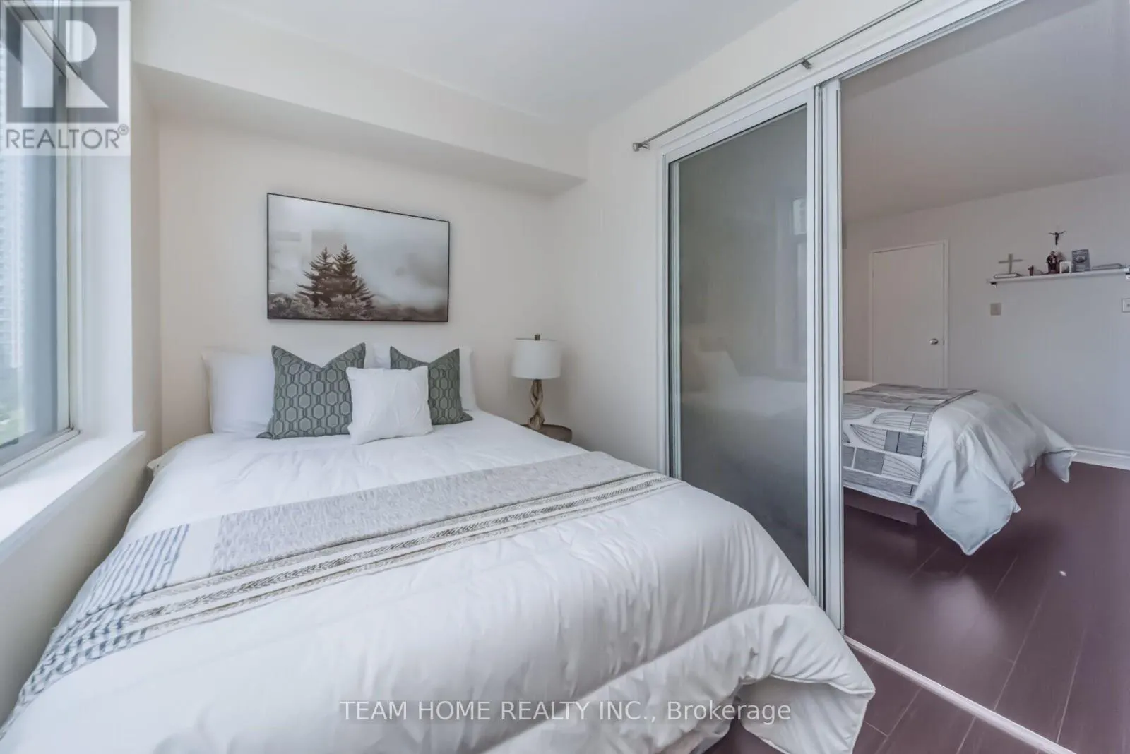 604 - 300 WEBB DRIVE