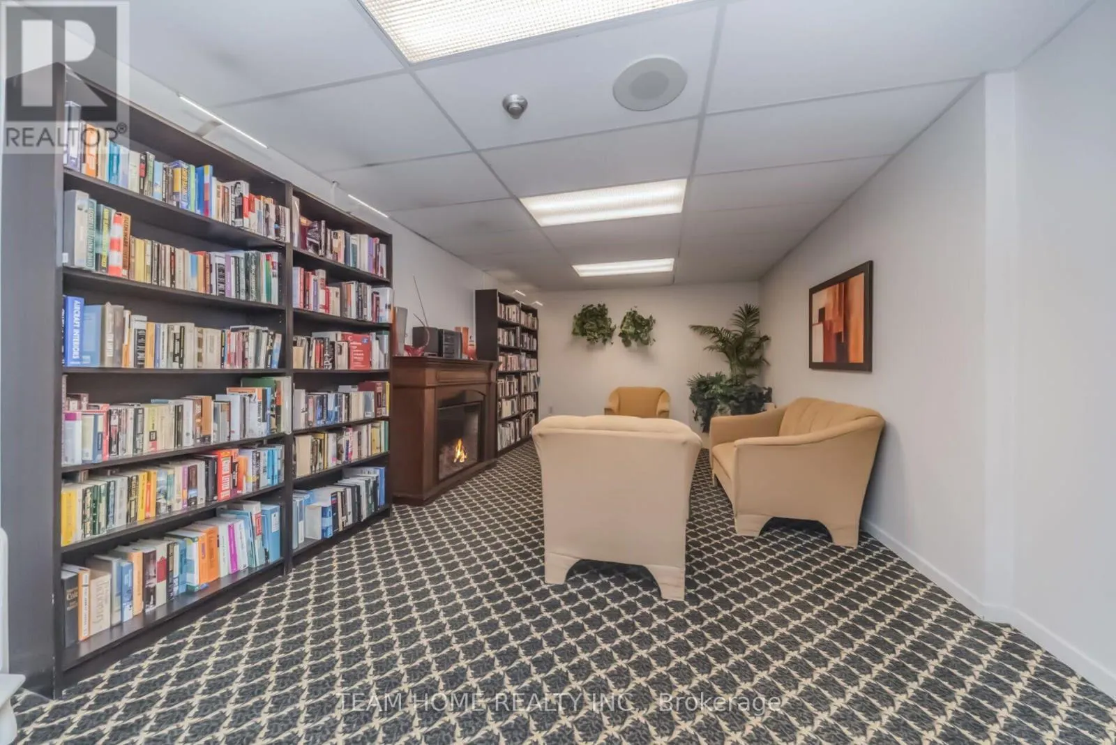 604 - 300 WEBB DRIVE
