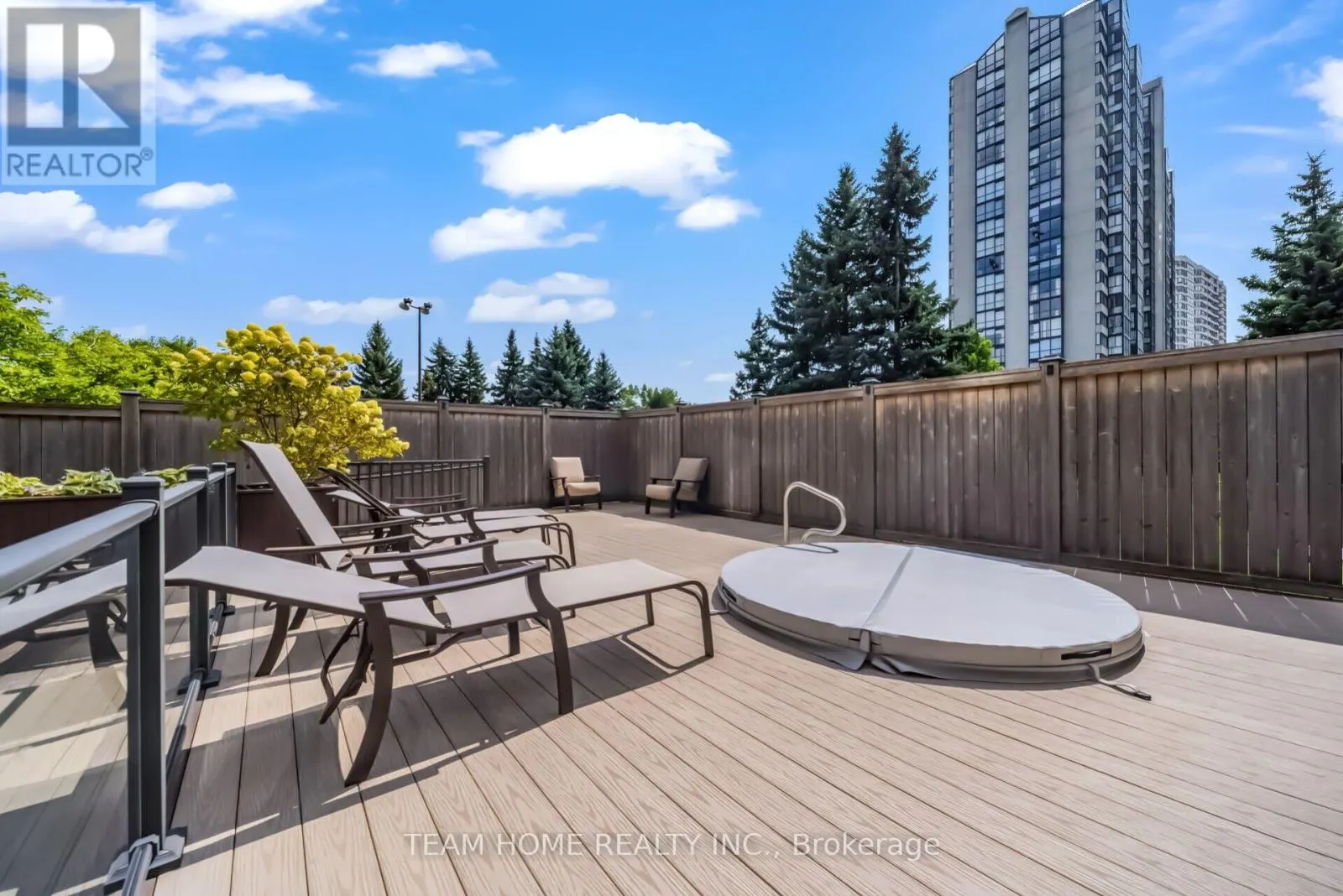 604 - 300 WEBB DRIVE