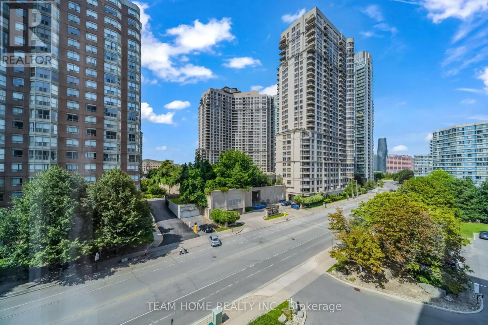 604 - 300 WEBB DRIVE