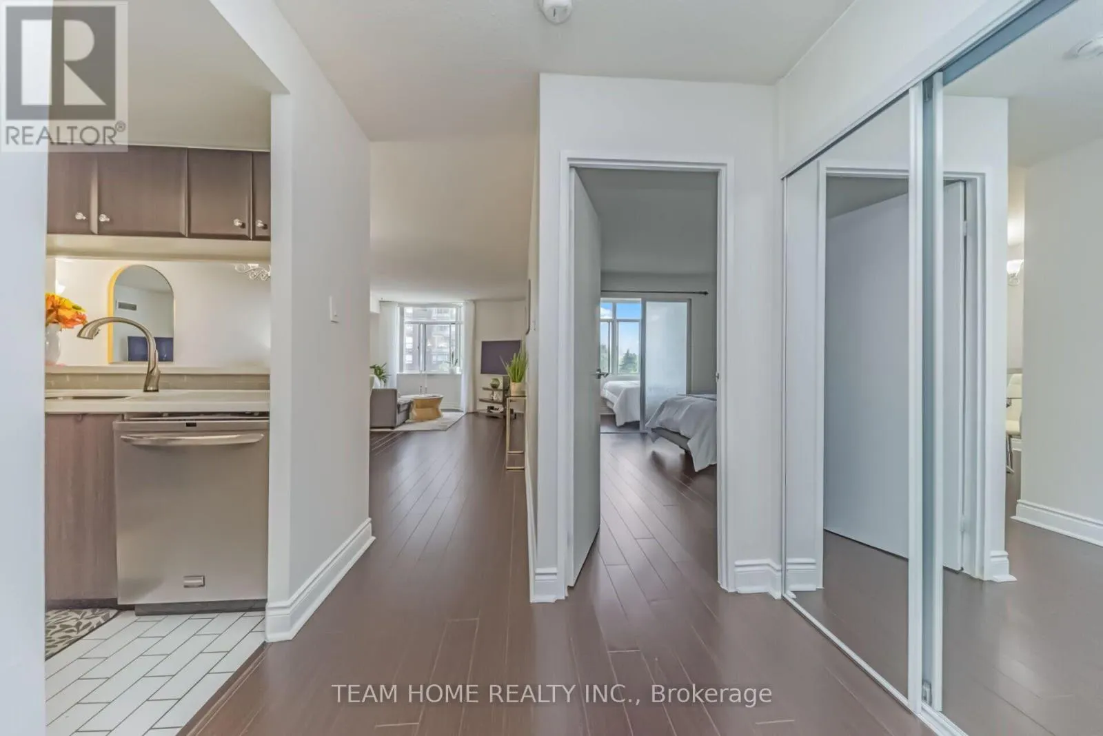 604 - 300 WEBB DRIVE