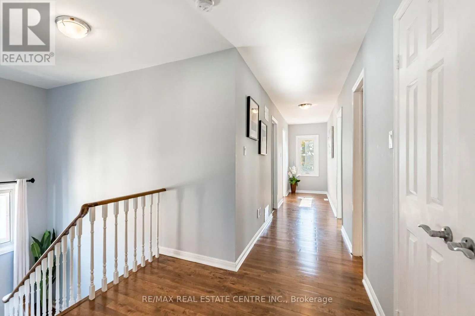 1153 DEER RUN