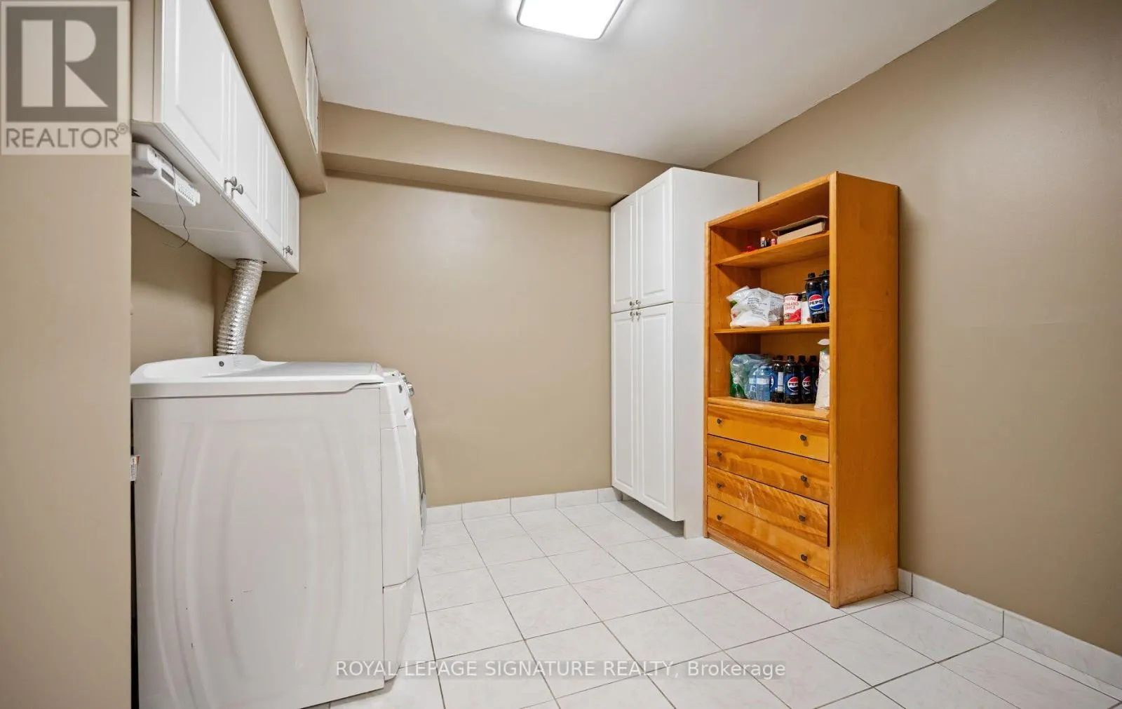 1406 - 1580 MISSISSAUGA VALLEY BOULEVARD