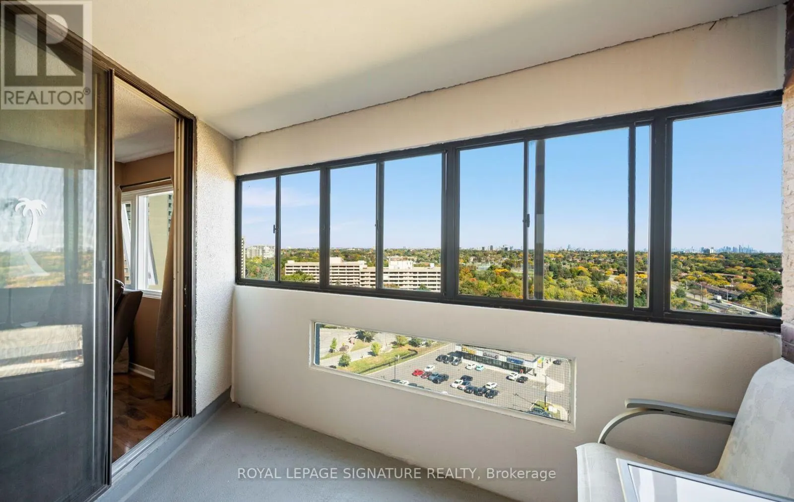 1406 - 1580 MISSISSAUGA VALLEY BOULEVARD