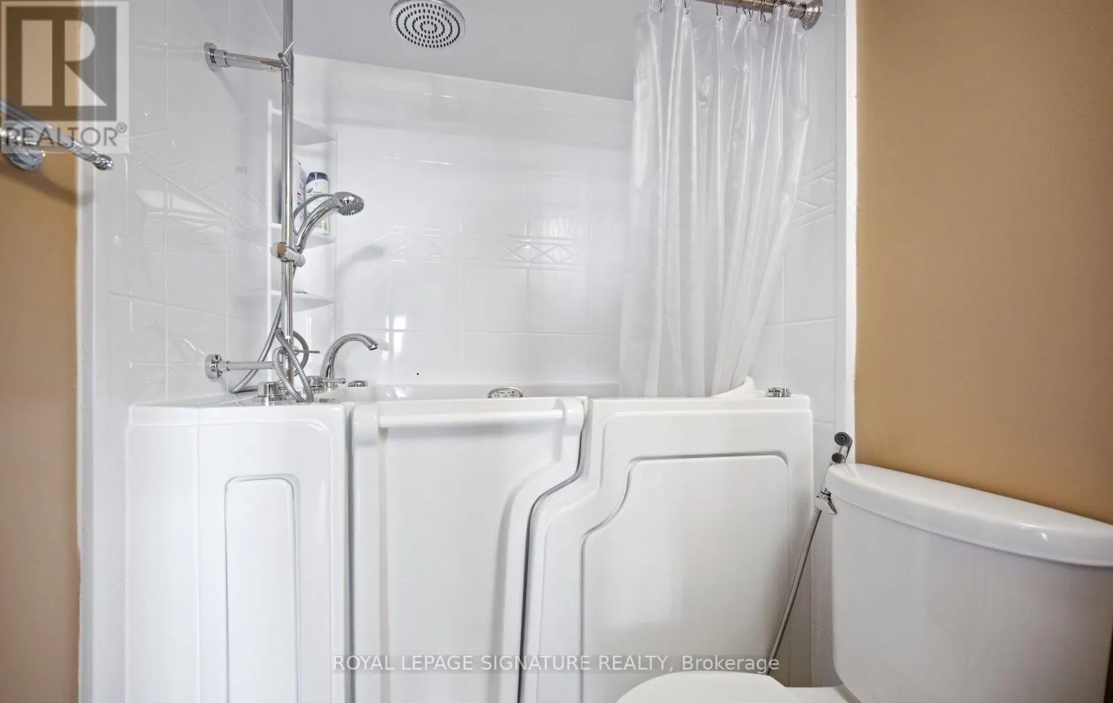 1406 - 1580 MISSISSAUGA VALLEY BOULEVARD
