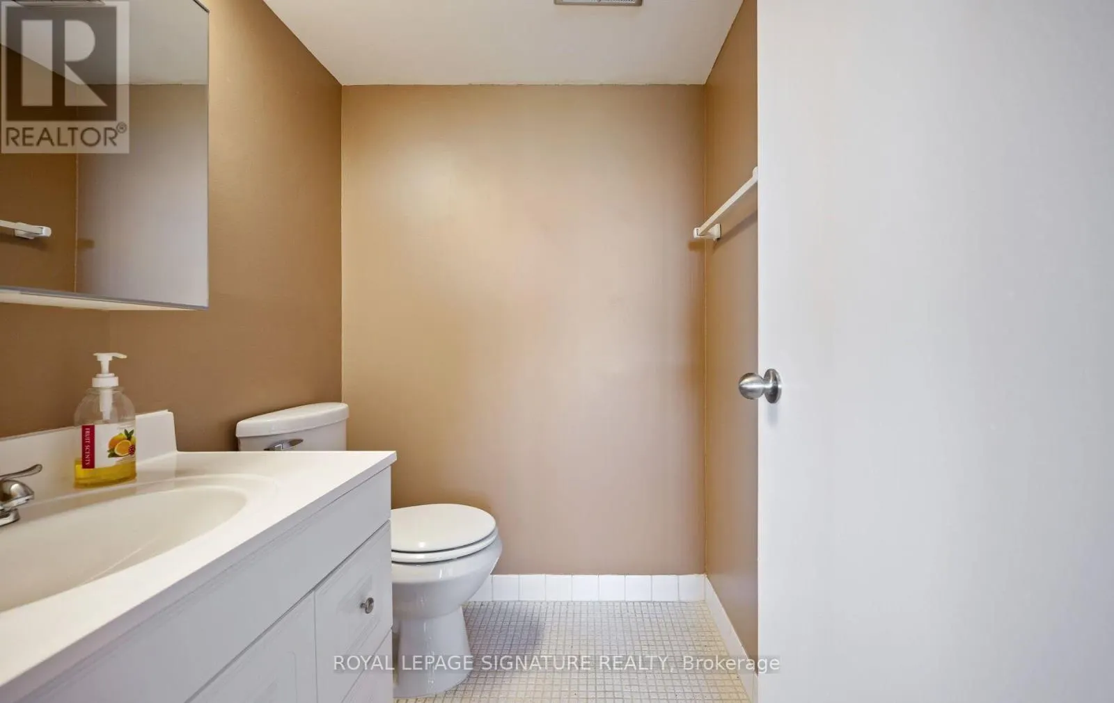 1406 - 1580 MISSISSAUGA VALLEY BOULEVARD