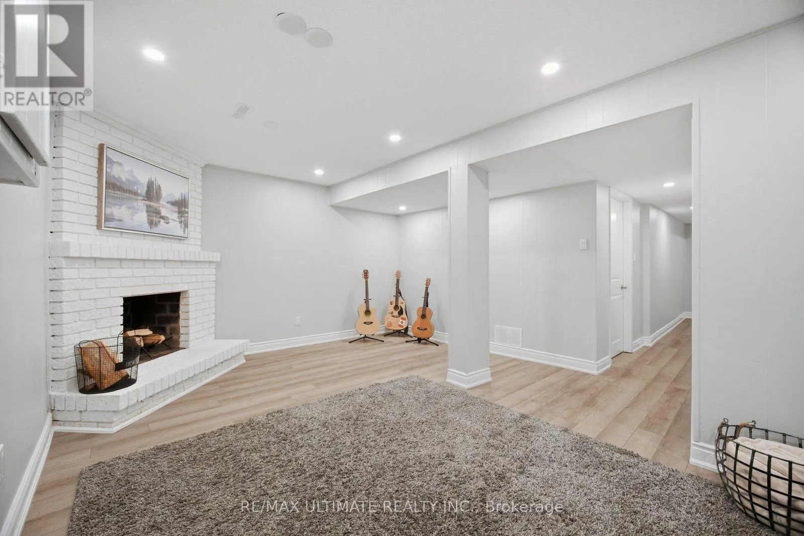 63 - 2120 RATHBURN ROAD E