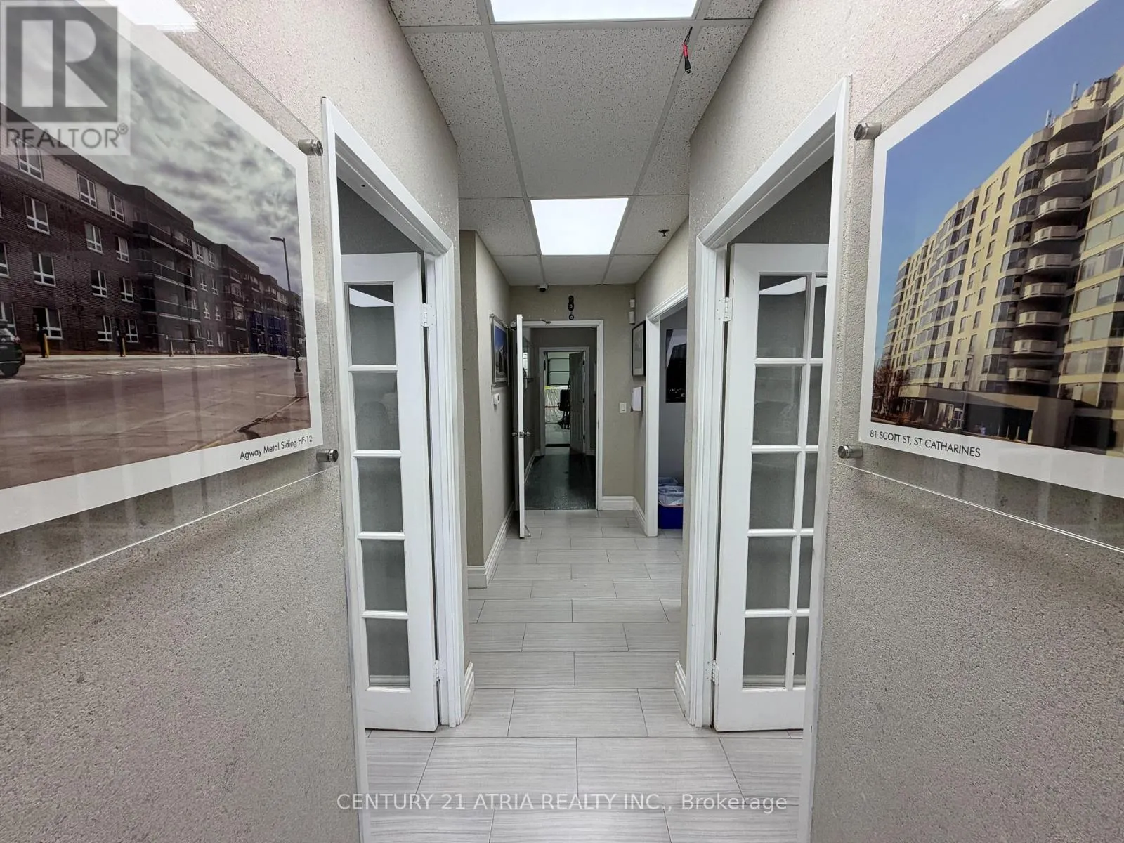 14 - 755 QUEENSWAY