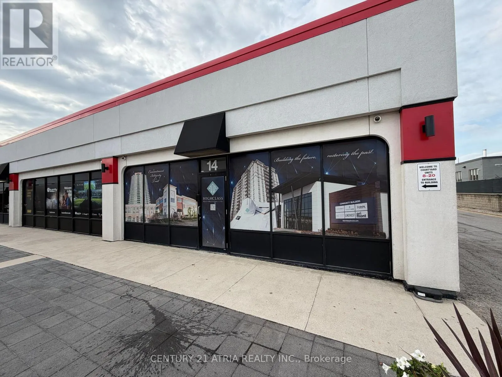14 - 755 QUEENSWAY