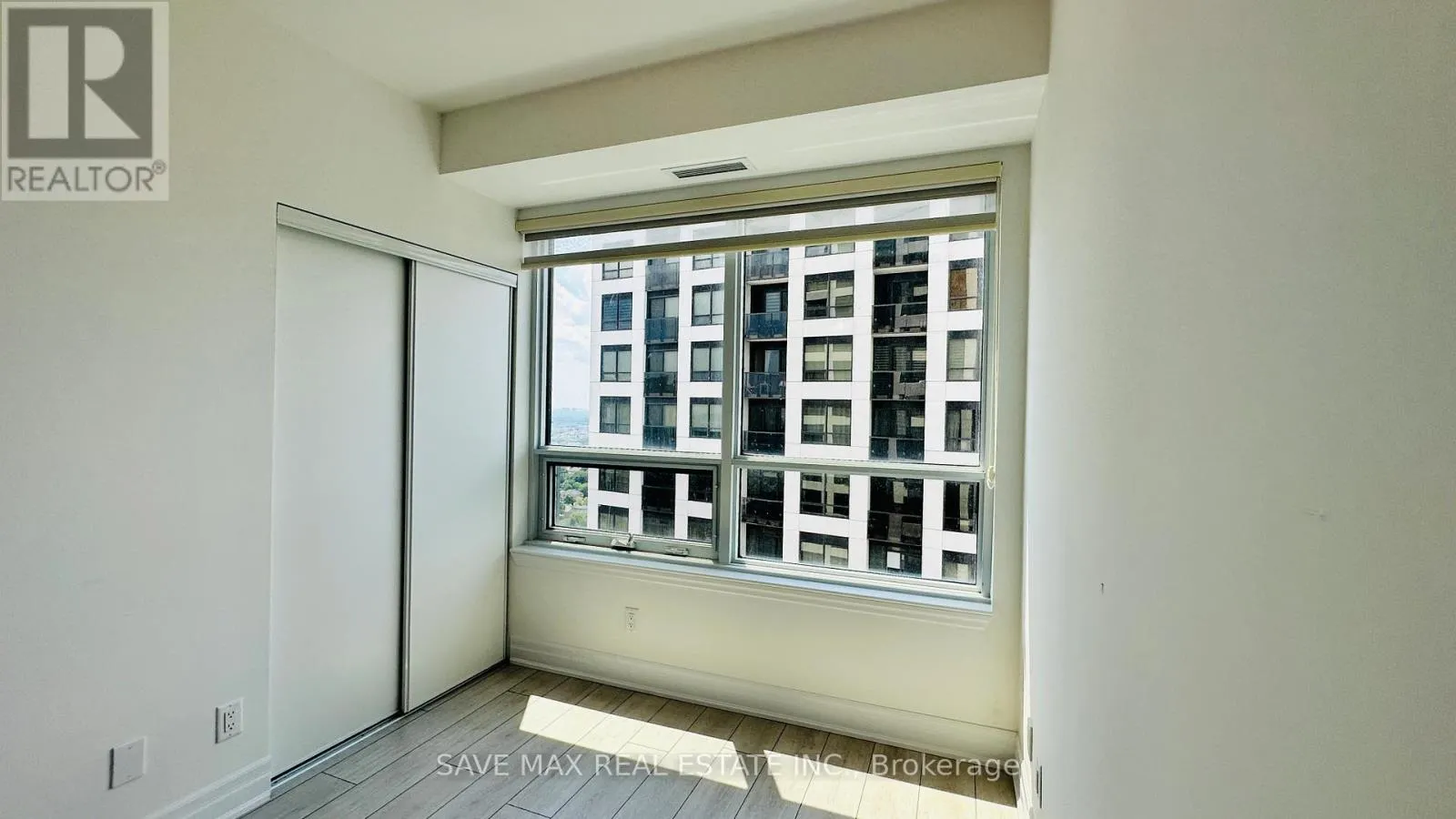 3110 - 30 ELM DRIVE W