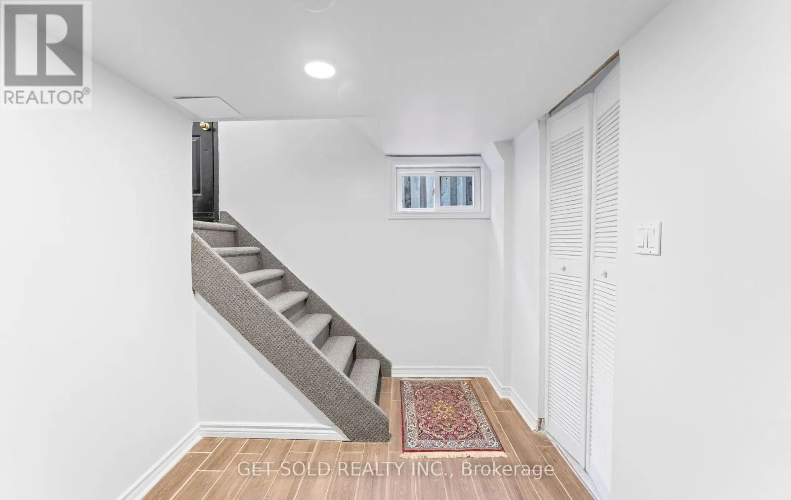 7 WATERCLIFFE ROAD