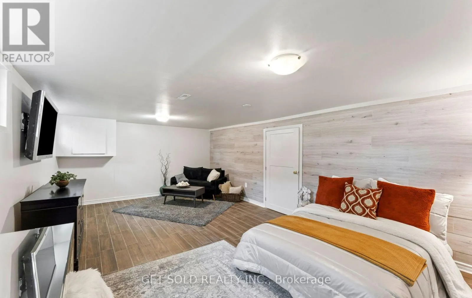 7 WATERCLIFFE ROAD