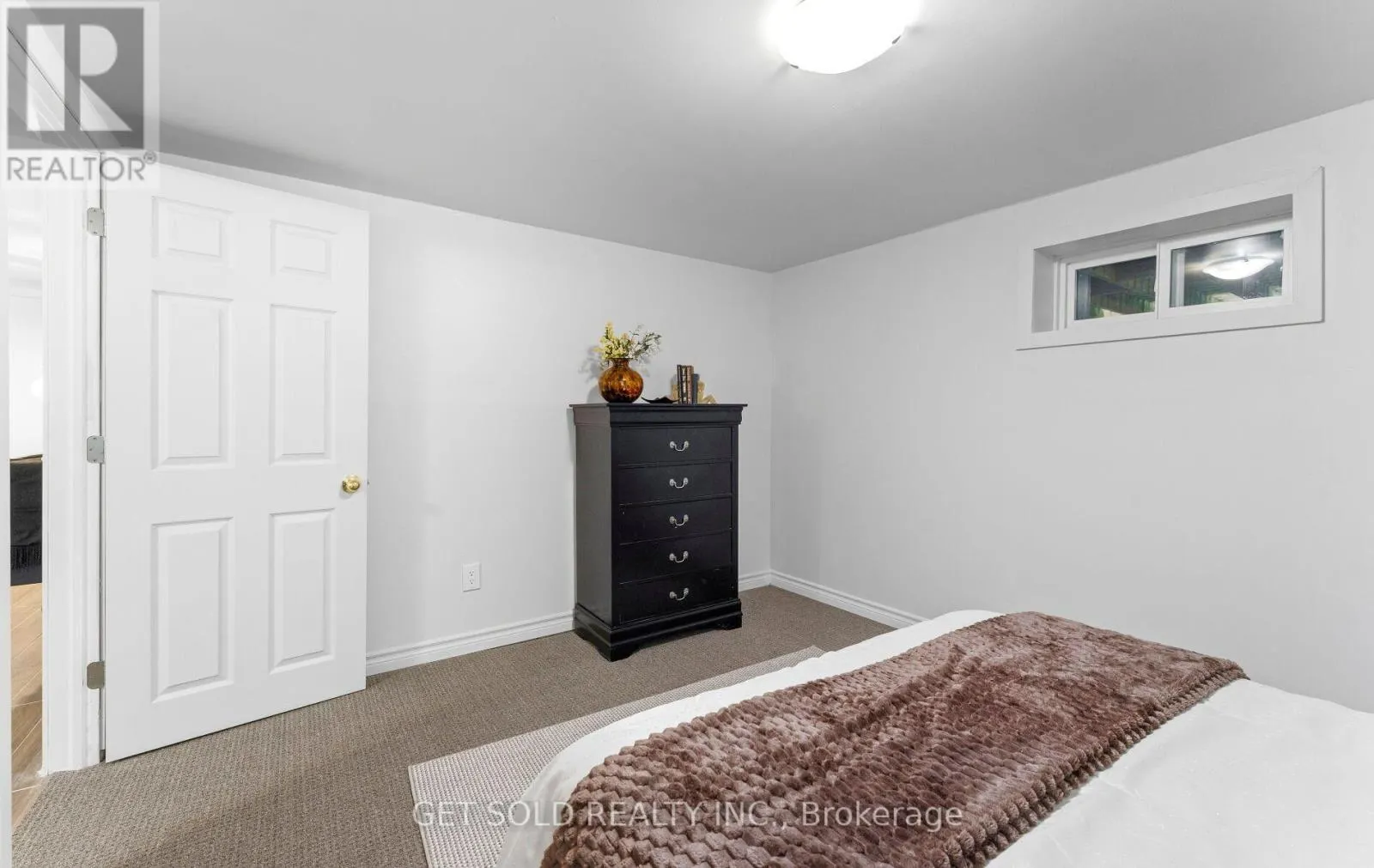 7 WATERCLIFFE ROAD