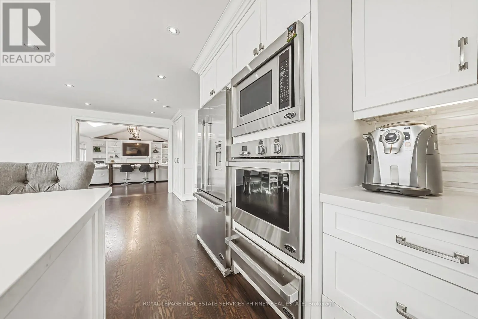 52 JOYMAR DRIVE