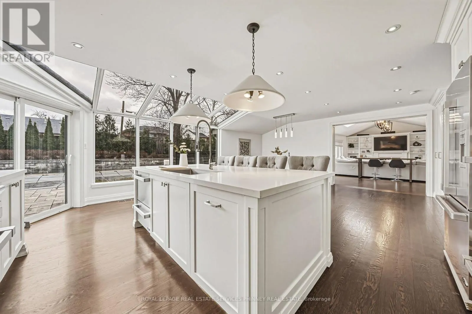 52 JOYMAR DRIVE