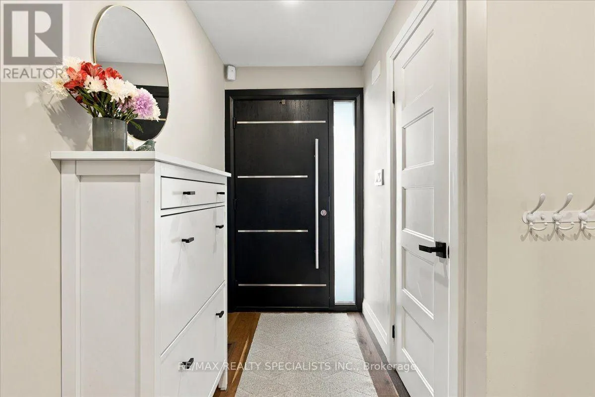 1131 HIGHGATE PLACE
