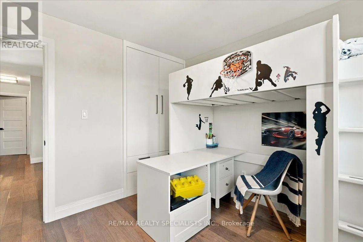1131 HIGHGATE PLACE