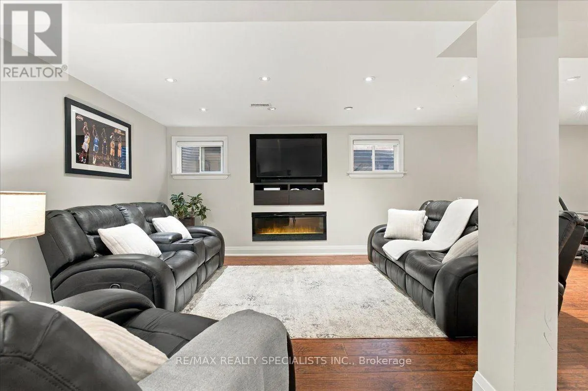 1131 HIGHGATE PLACE