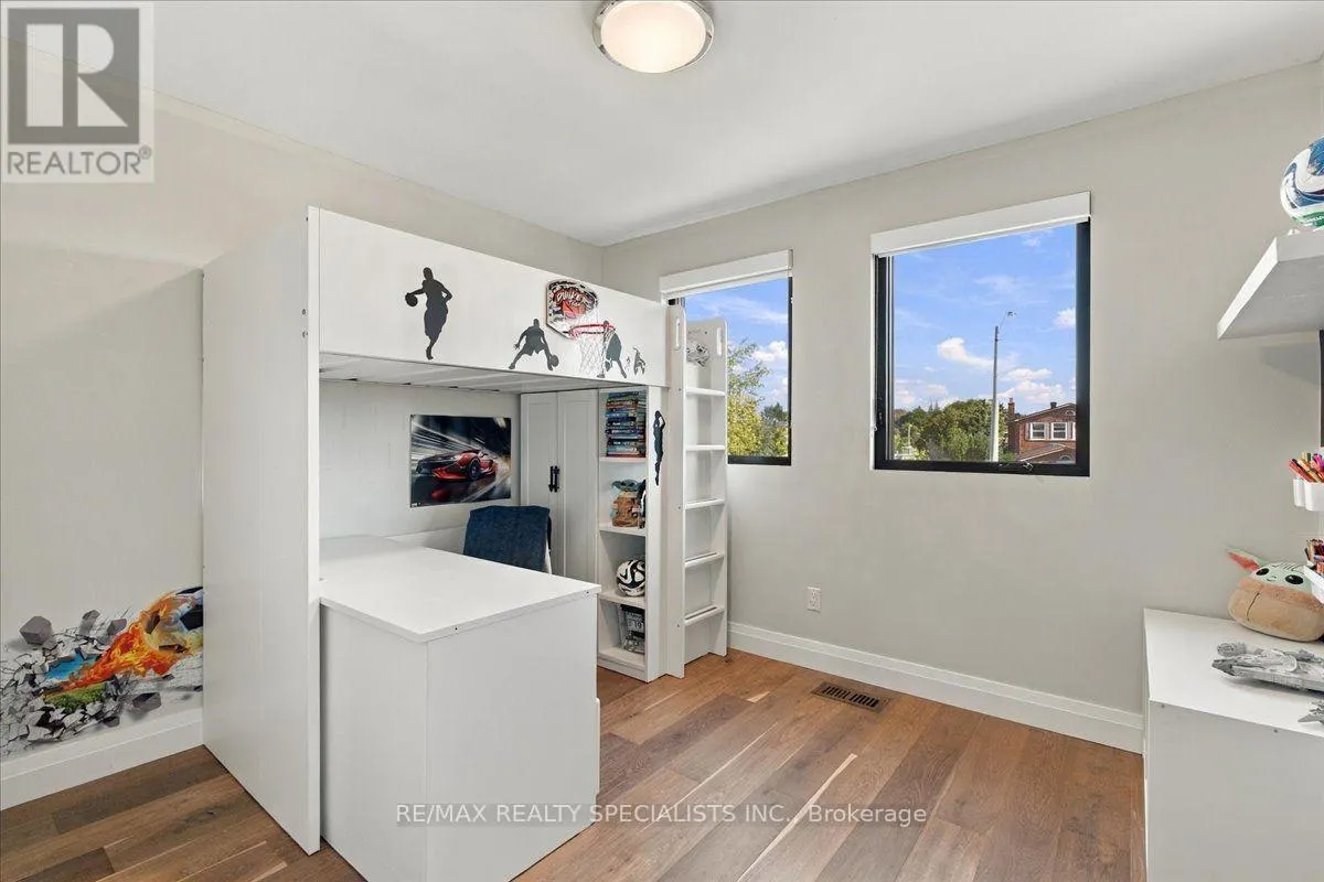 1131 HIGHGATE PLACE