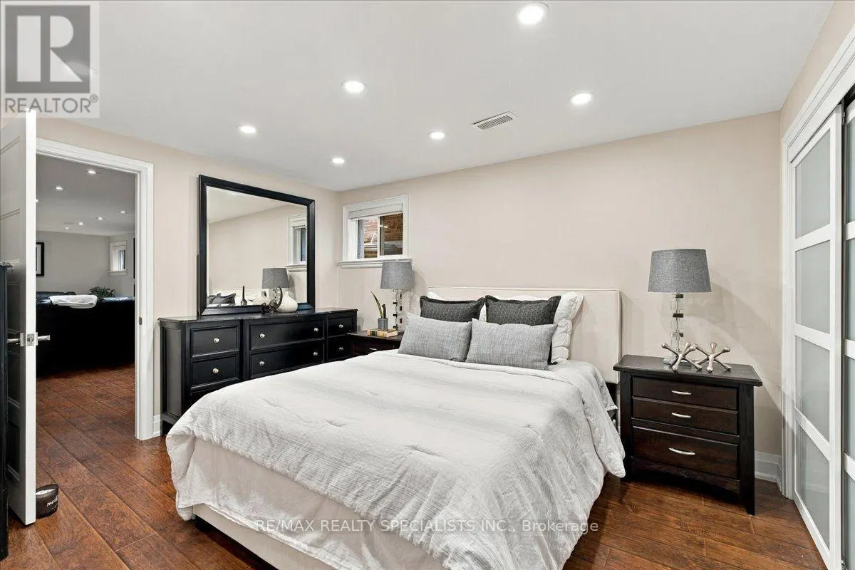 1131 HIGHGATE PLACE