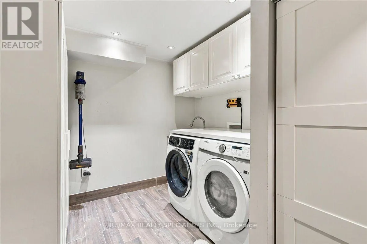 1131 HIGHGATE PLACE