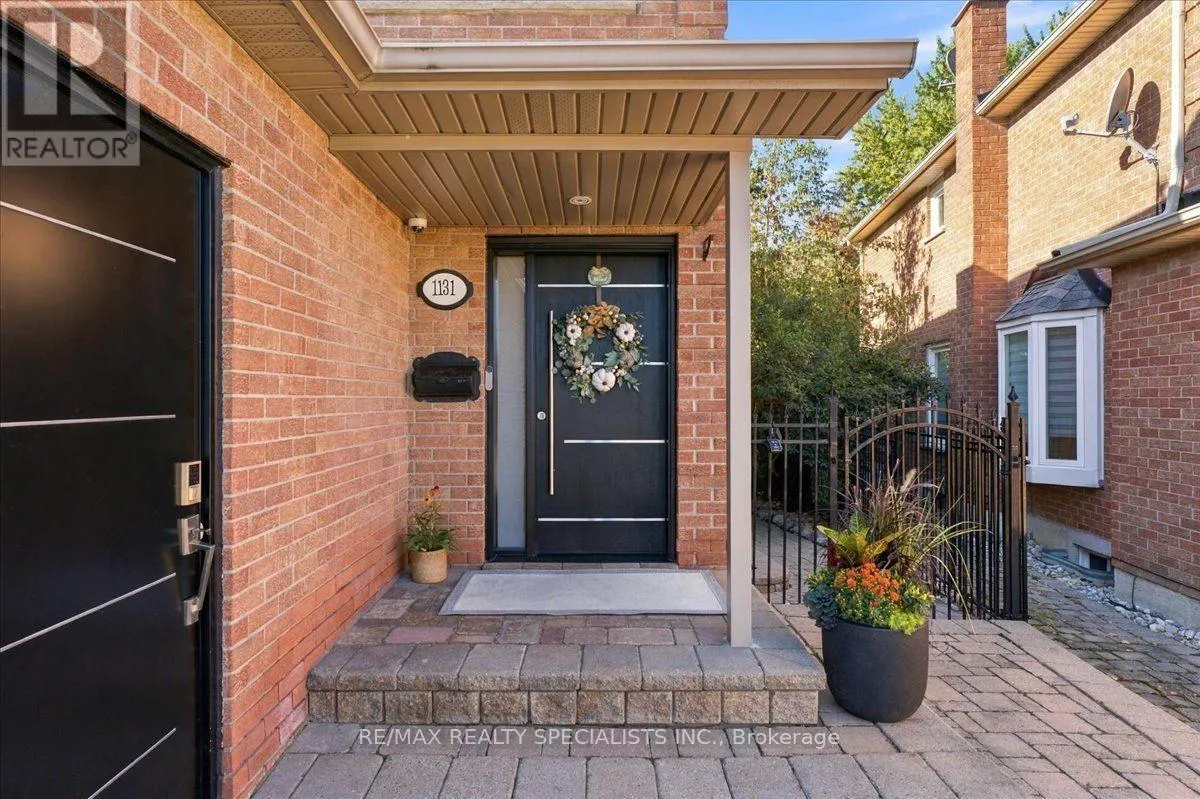 1131 HIGHGATE PLACE