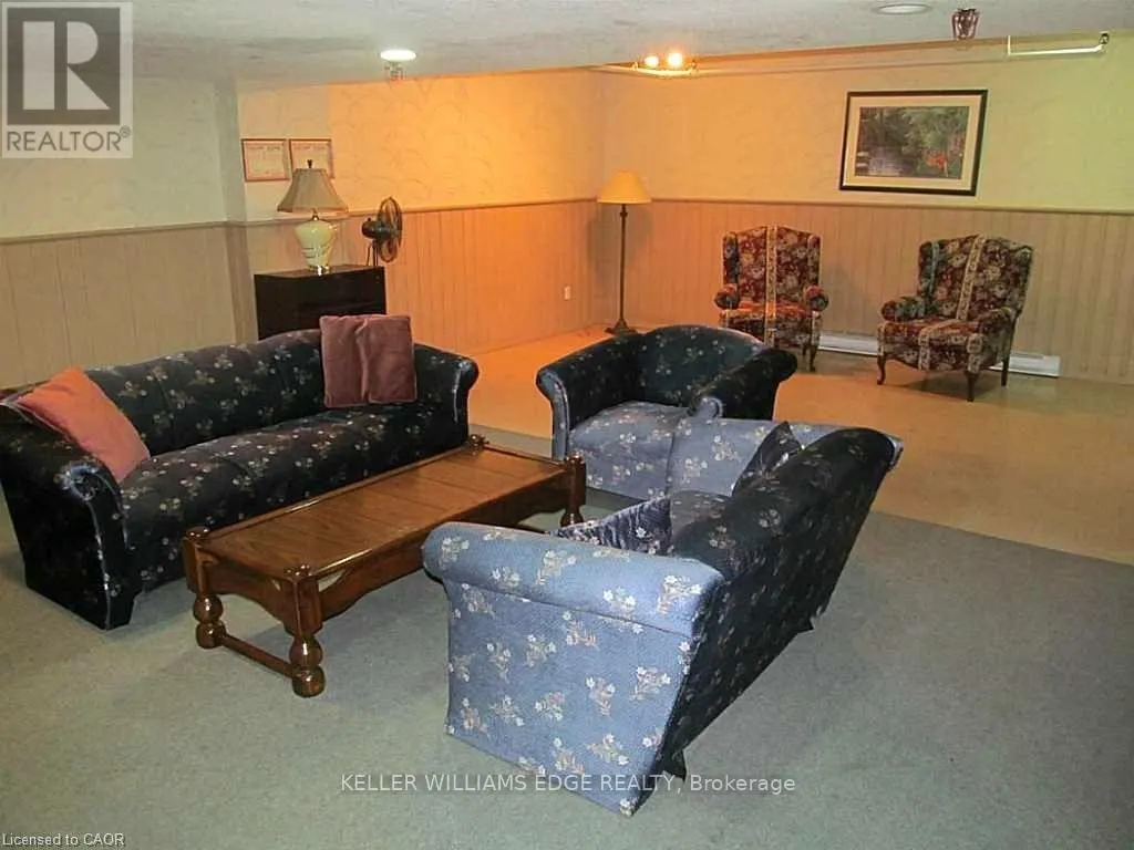 209 - 700 DYNES ROAD