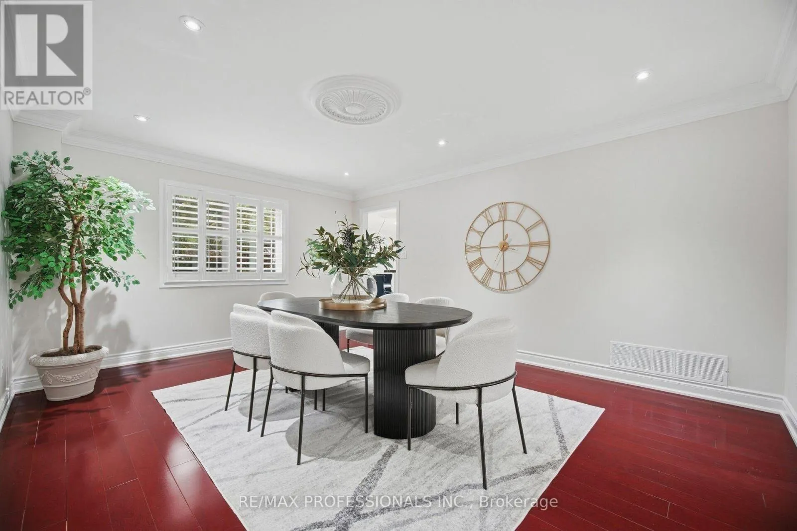 4 MCFADDEN DRIVE
