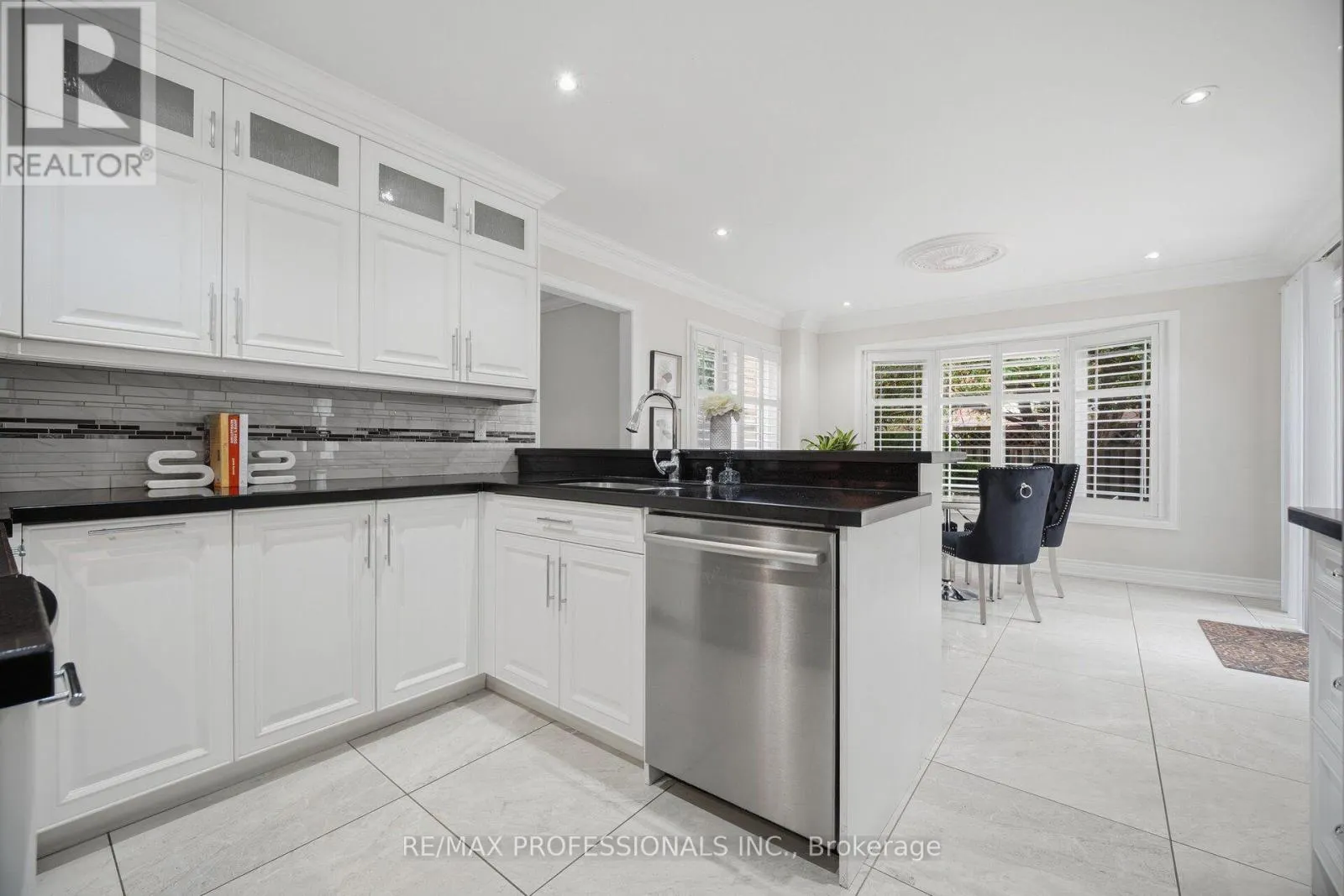 4 MCFADDEN DRIVE