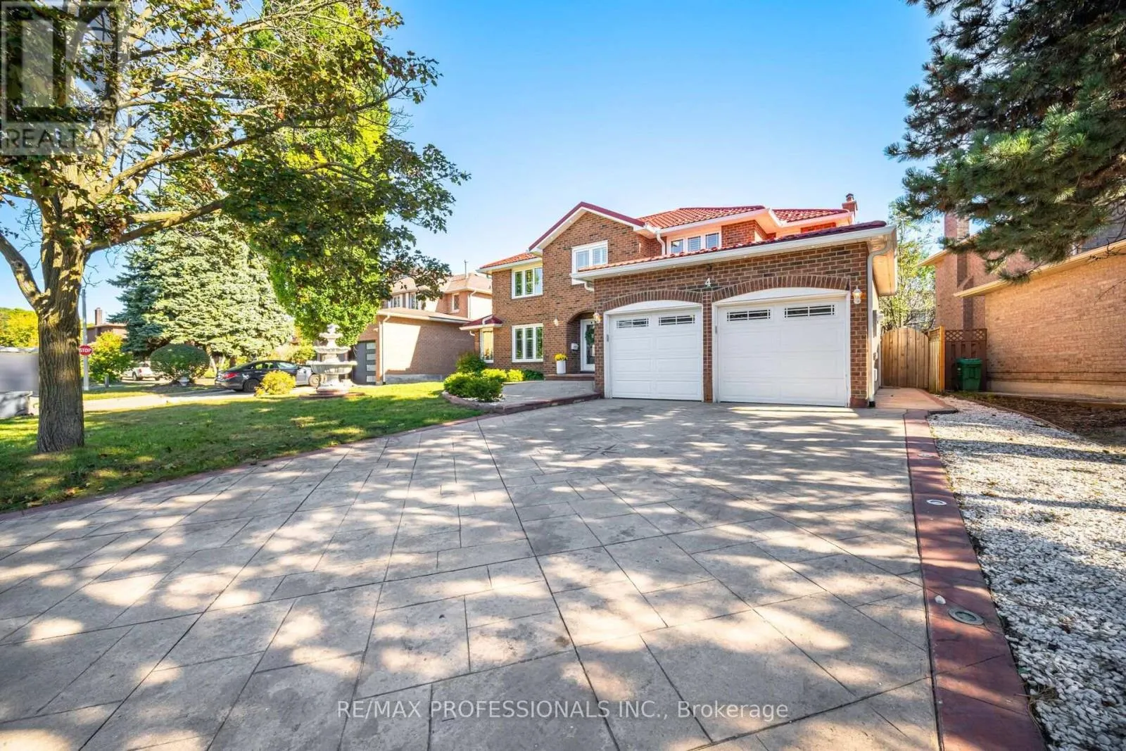 4 MCFADDEN DRIVE